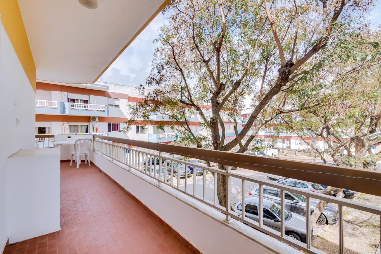 Quarteira 2Br - Near The Beach At Homesbyfc Exteriör bild
